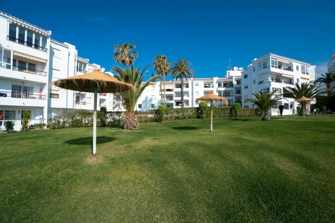 Palmeras 80 Menyber Нерха Экстерьер фото